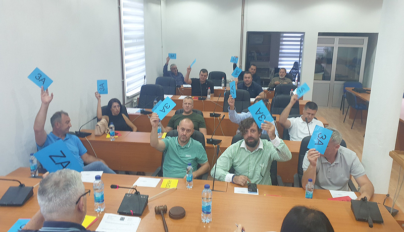 Usvojena deklaracija podrške institucijama RS