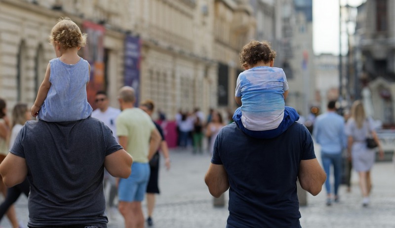 Porodična šetnja u Bratuncu: Promocija vrijednosti i zajedništva