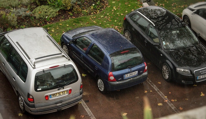 Za 11 mjeseci 34 000 nepropisanih parkiranja