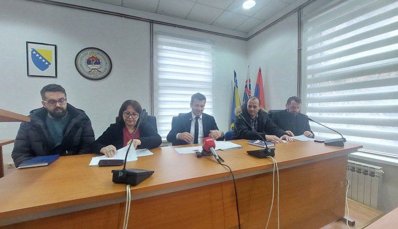 Vučić:Fokus na vodovod i nova radna mesta