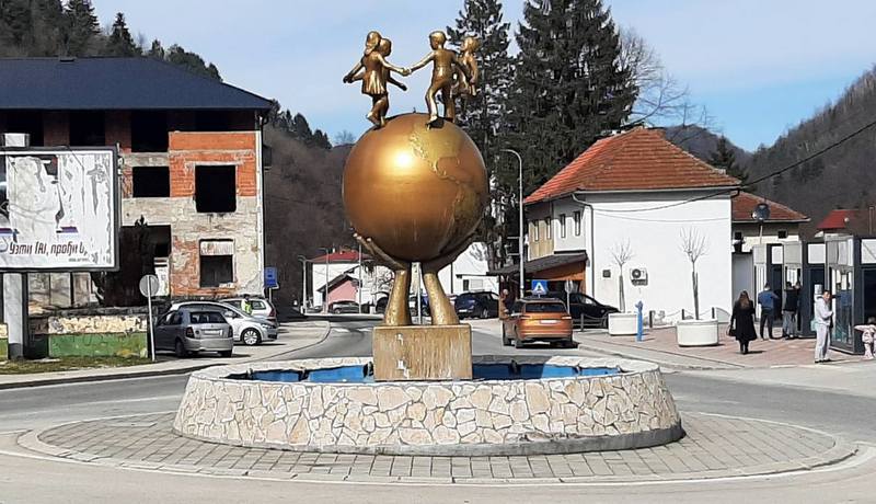 Koncert i tradicionalno lilanje u Srebrenici