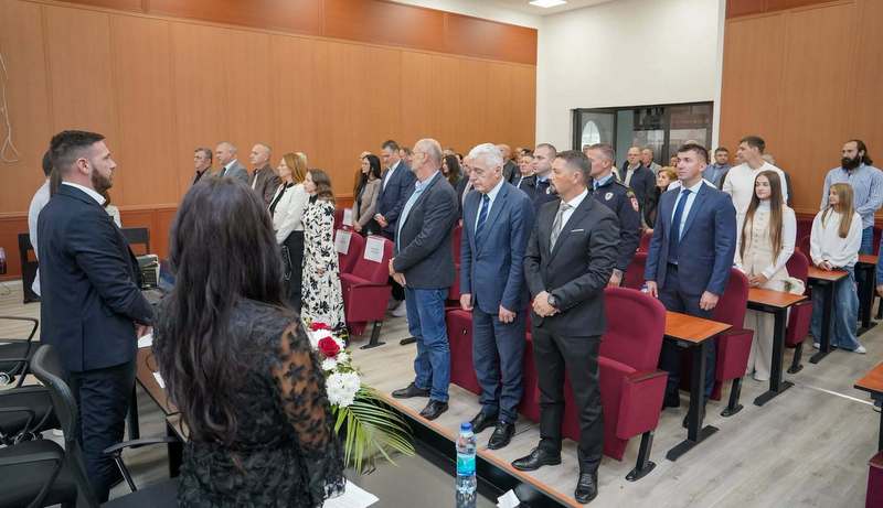U Bratuncu uručena opštinska priznanja